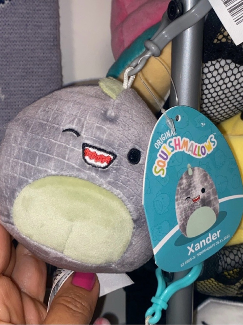 Squishmallows Xander Plush Clip - Gray with Light Green Belly